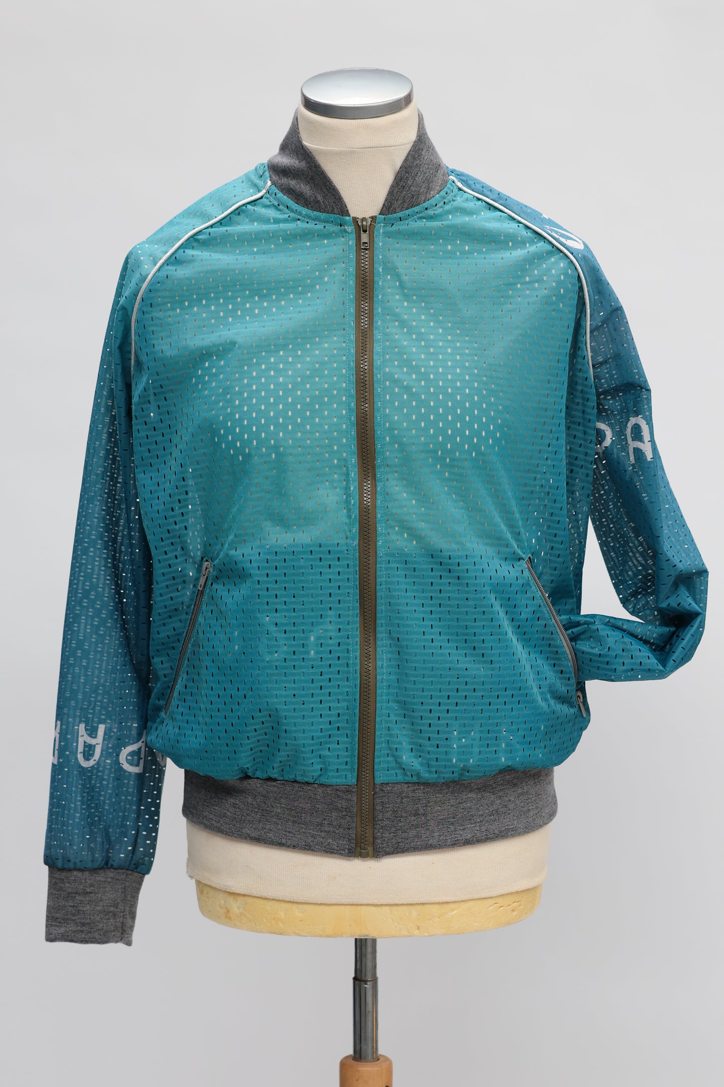VJO24-L01 vert